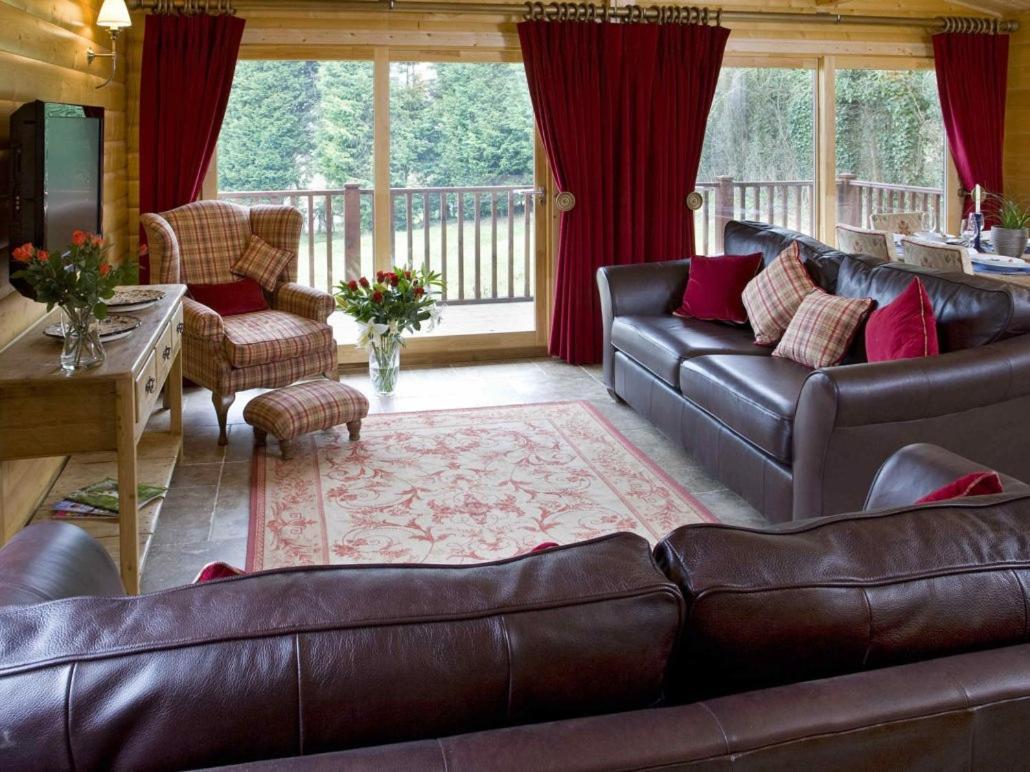 Cherbridge Lodges - Riverside Lodges, Short Lets Oxford Eksteriør bilde